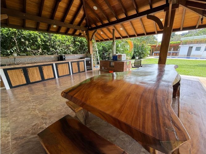 Casa de 4 alcobas en venta en Ciudad Jardin, Cali, 600 m² · foto 24 de 24