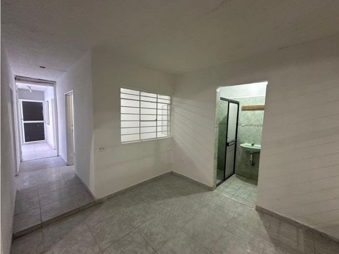 Casa de 9 alcobas en venta en Pance, Palmira, 226 m² · foto 4 de 18