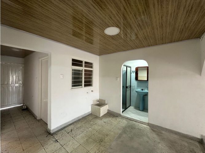 Casa de 9 alcobas en venta en Pance, Palmira, 226 m² · foto 14 de 18