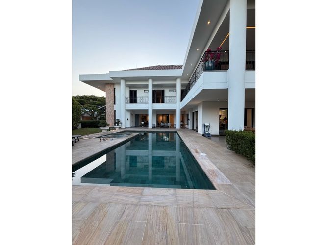 Casa de 4 alcobas en venta en La Viga, Cali, 1080 m² · foto 3 de 24