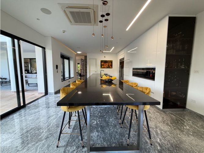 Casa de 4 alcobas en venta en La Viga, Cali, 1080 m² · foto 8 de 24