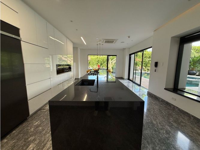 Casa de 4 alcobas en venta en La Viga, Cali, 1080 m² · foto 9 de 24