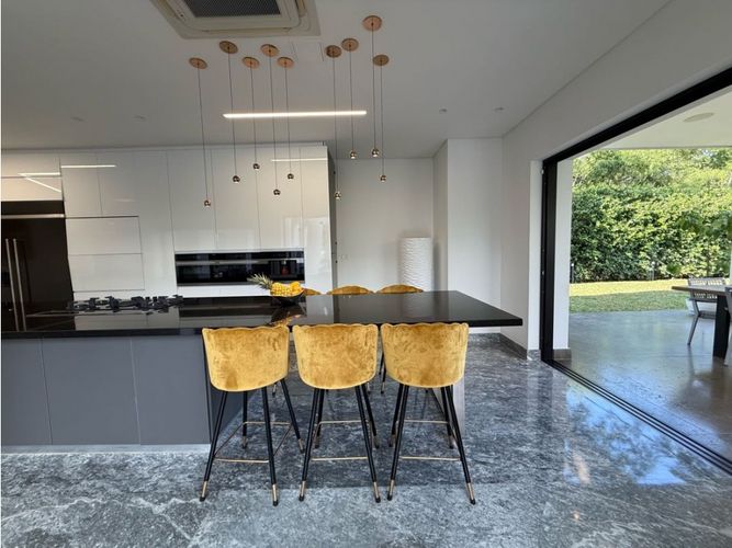 Casa de 4 alcobas en venta en La Viga, Cali, 1080 m² · foto 10 de 24