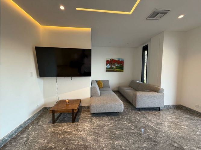 Casa de 4 alcobas en venta en La Viga, Cali, 1080 m² · foto 23 de 24