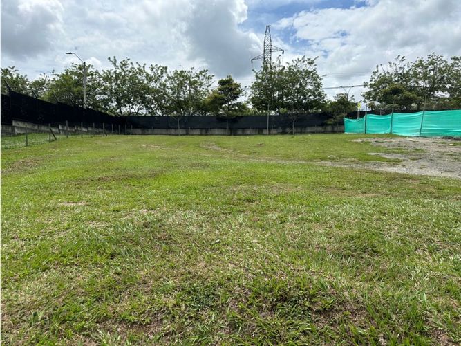 Lote en venta en La Riverita, Cali, 1147 m² · foto 3 de 3