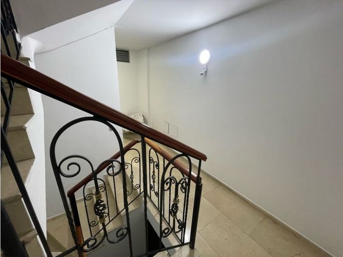 Edificio en venta en Prados Del Limonar, Cali, 550 m² · foto 7 de 15