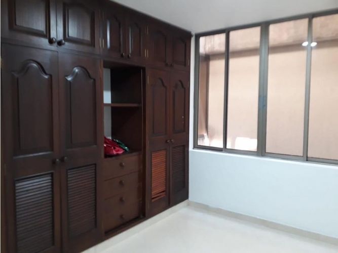 Edificio en venta en Prados Del Limonar, Cali, 550 m² · foto 9 de 15