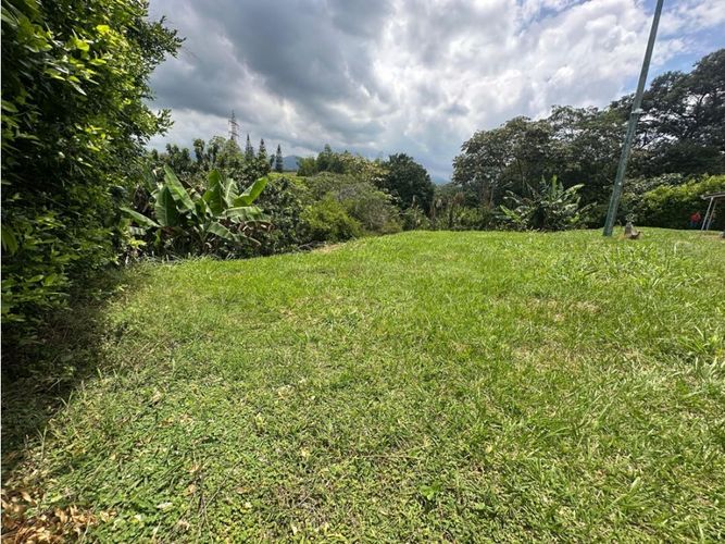 Casa de 5 alcobas en venta en San Pedro, Cali, 1300 m² · foto 8 de 24