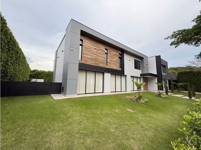 Casa de 5 alcobas en venta en Pance, Cali, 750 m² · foto 2 de 24