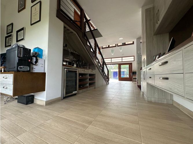 Casa de 5 alcobas en venta en San Pedro, Cali, 1300 m² · foto 14 de 24