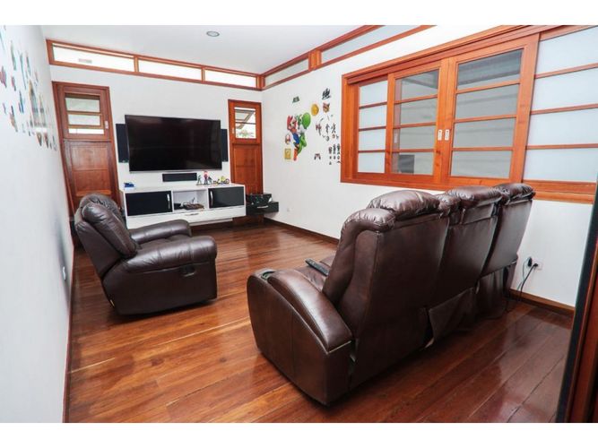 Casa de 5 alcobas en venta en San Pedro, Cali, 1300 m² · foto 24 de 24
