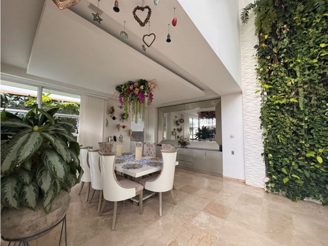 Casa de 5 alcobas en venta en Pance Bajo, Cali, 1600 m² · foto 4 de 11