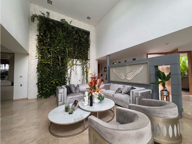Casa de 5 alcobas en venta en Pance Bajo, Cali, 1600 m² · foto 5 de 11