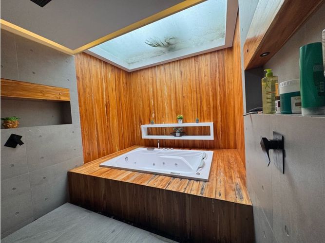 Casa de 5 alcobas en venta en Pance Bajo, Cali, 1600 m² · foto 7 de 11