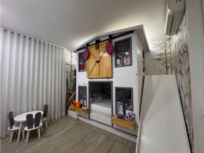Casa de 5 alcobas en venta en Pance Bajo, Cali, 1600 m² · foto 8 de 11