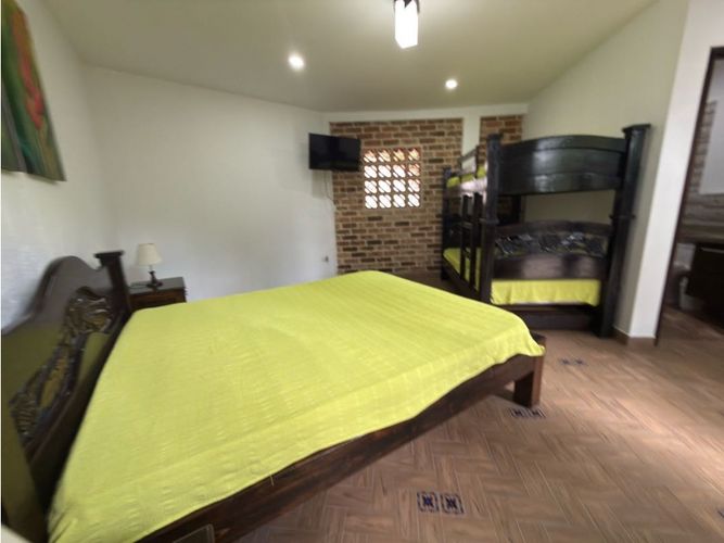 Casa de 9 alcobas en venta en Villa Fatima, Cali, 600 m² · foto 8 de 24