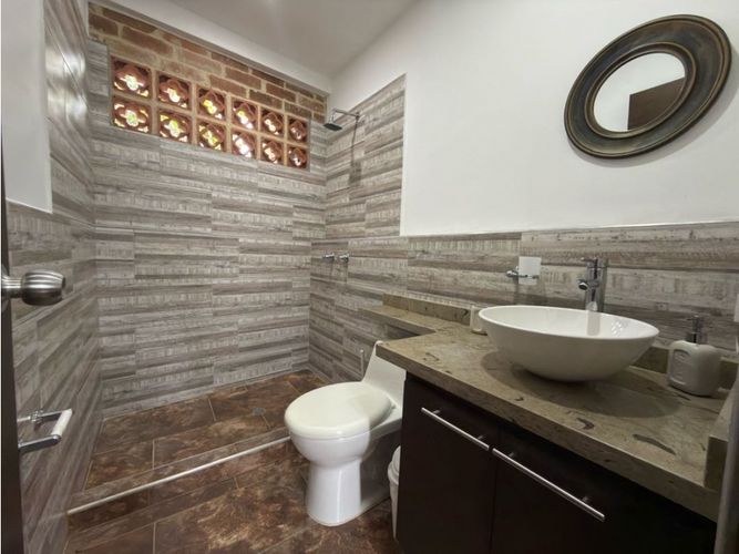 Casa de 9 alcobas en venta en Villa Fatima, Cali, 600 m² · foto 9 de 24