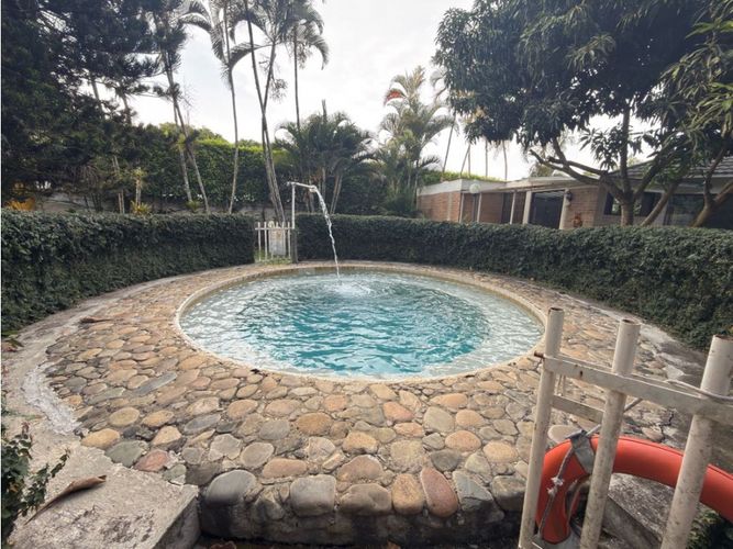 Casa de 9 alcobas en venta en Villa Fatima, Cali, 600 m² · foto 13 de 24