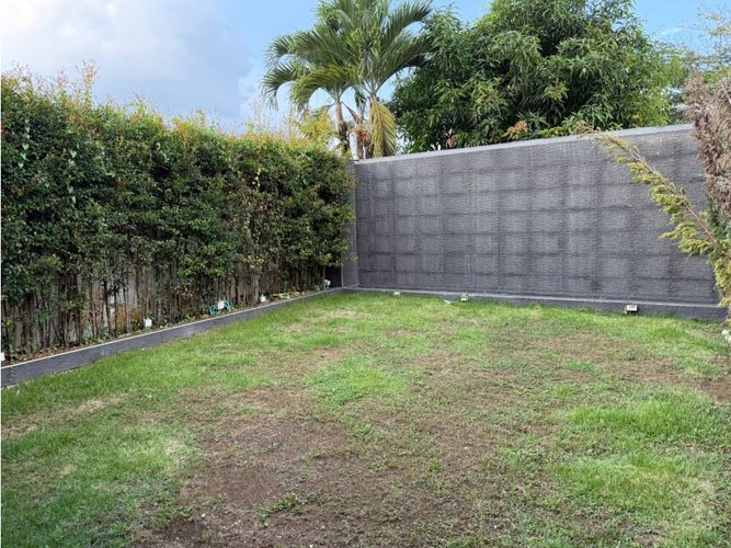 Casa de 4 alcobas en venta en Alfaguara, Jamundí, 230 m² · foto 3 de 24