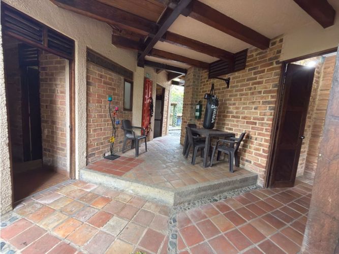 Casa de 9 alcobas en venta en Villa Fatima, Cali, 600 m² · foto 16 de 24