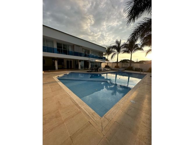Casa de 11 alcobas en venta en Rozo, Cota, 940 m² · foto 2 de 15