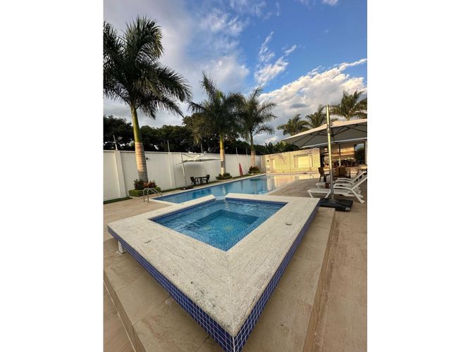 Casa de 11 alcobas en venta en Rozo, Cota, 940 m² · foto 3 de 15
