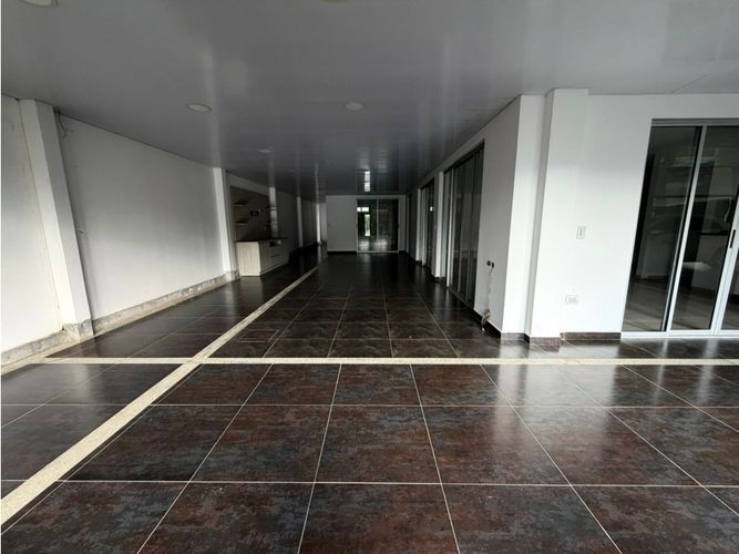 Casa de 4 alcobas en venta en Alfaguara, Jamundí, 230 m² · foto 5 de 24