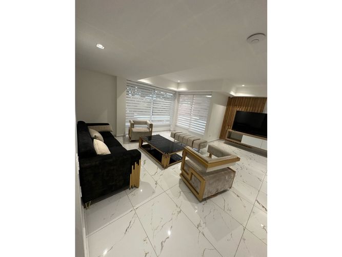 Casa de 11 alcobas en venta en Rozo, Cota, 940 m² · foto 7 de 15