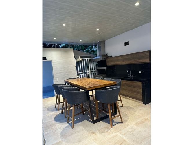 Casa de 11 alcobas en venta en Rozo, Cota, 940 m² · foto 8 de 15