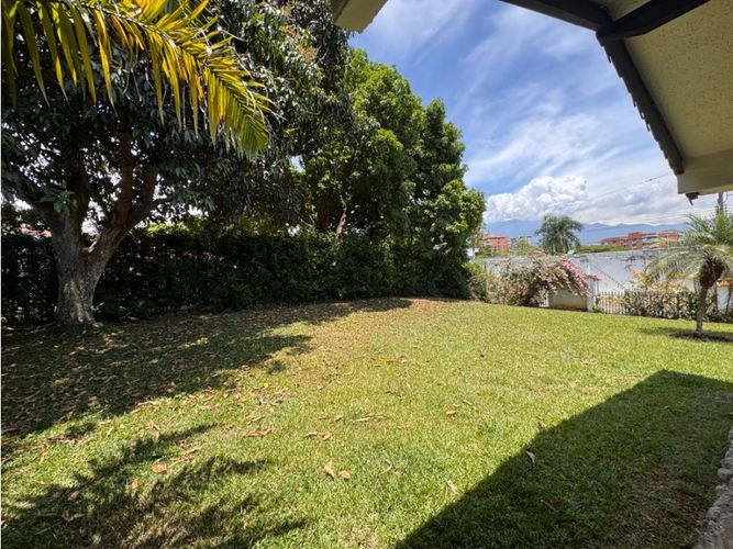 Casa de 3 alcobas en venta en Ciudad Jardin, Cali, 470 m² · foto 14 de 15