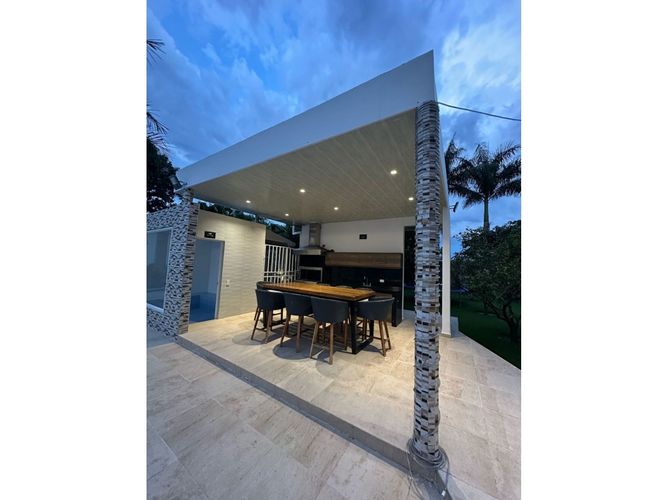 Casa de 11 alcobas en venta en Rozo, Cota, 940 m² · foto 11 de 15