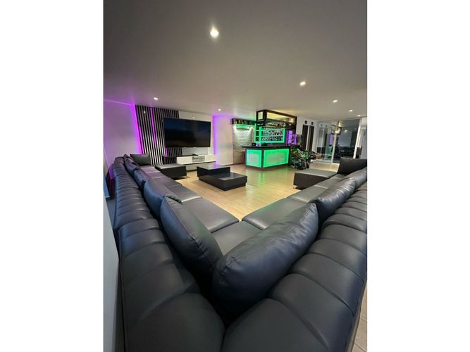 Casa de 11 alcobas en venta en Rozo, Cota, 940 m² · foto 13 de 15