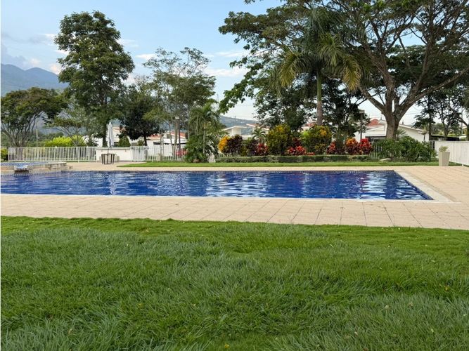 Casa de 4 alcobas en venta en Alfaguara, Jamundí, 230 m² · foto 24 de 24