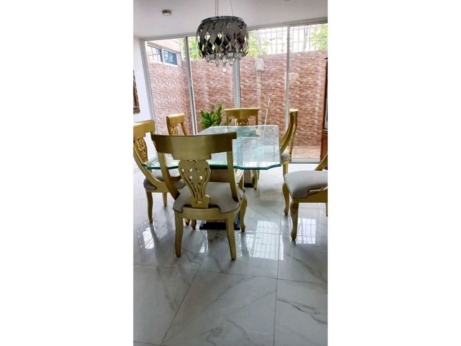 Casa de 6 alcobas en venta en Los Portales - Nuevo Rey, Cali, 350 m² · foto 9 de 14