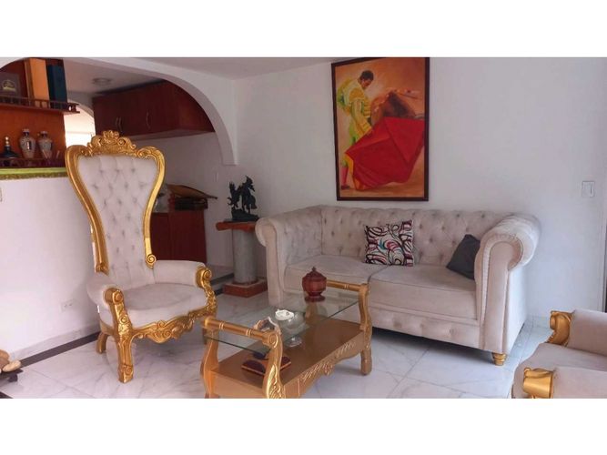 Casa de 6 alcobas en venta en Los Portales - Nuevo Rey, Cali, 350 m² · foto 13 de 14