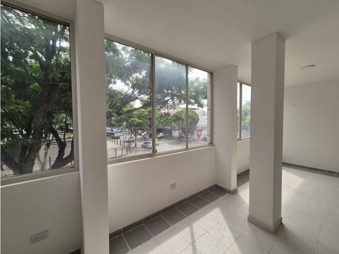 Edificio en venta en San Vicente, Cali, 656 m² · foto 18 de 24