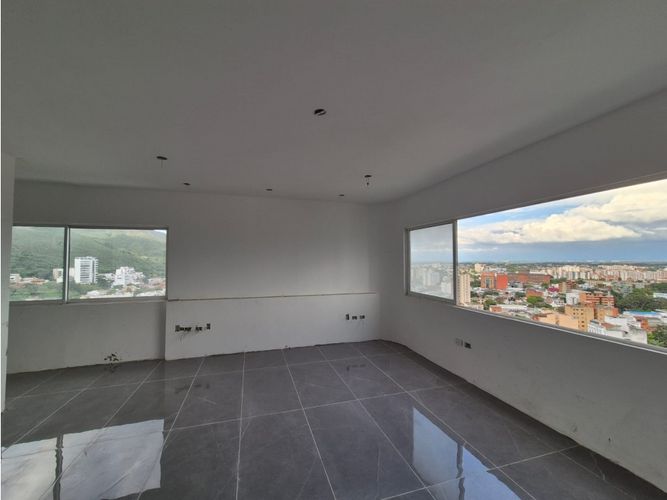 Apartamento en venta en Santa Monica, Cali · foto 4 de 17