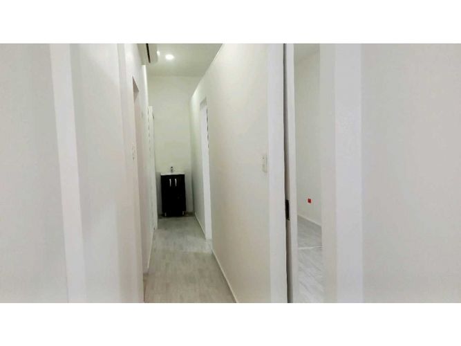 Local en venta en Nueva Tequendama, Cali, 45 m² · foto 3 de 8