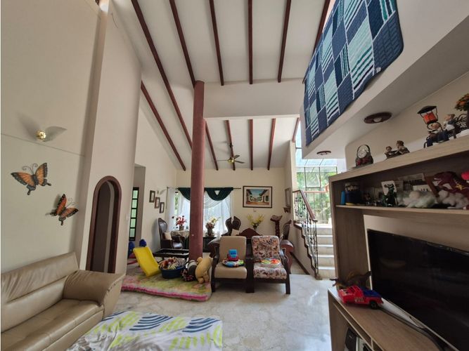 Casa de 5 alcobas en venta en La Morada, Jamundí, 250 m² · foto 10 de 24