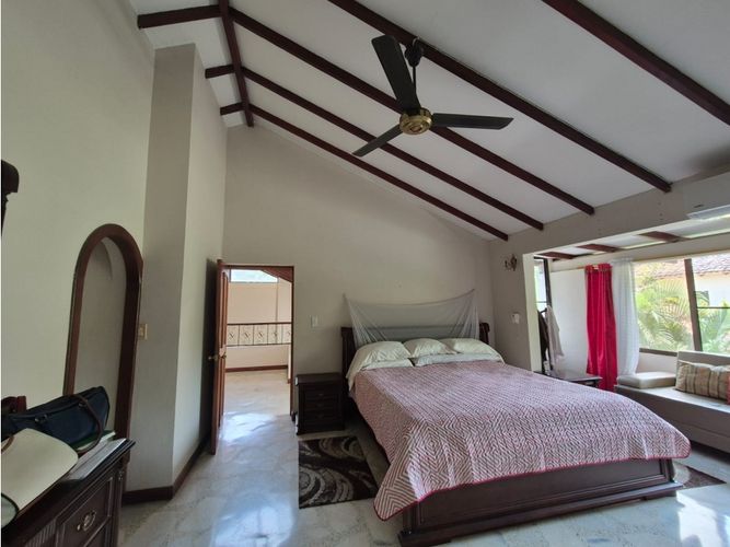 Casa de 5 alcobas en venta en La Morada, Jamundí, 250 m² · foto 19 de 24