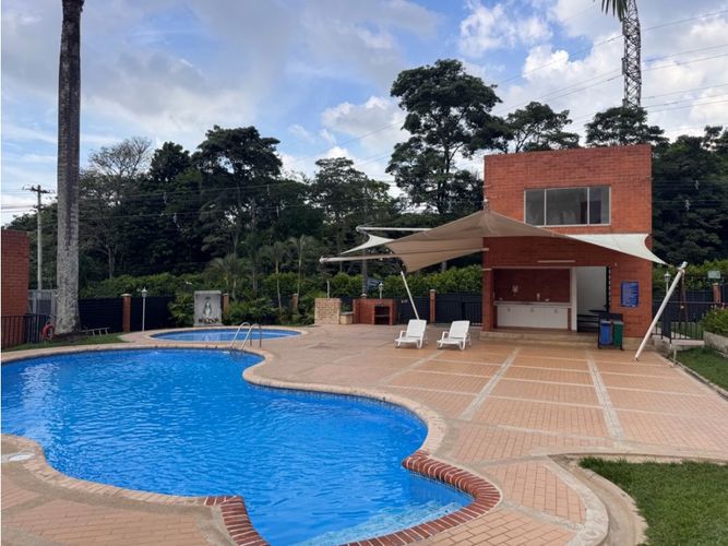 Casa de 3 alcobas en venta en Pance Alto, Cali, 307 m² · foto 3 de 24