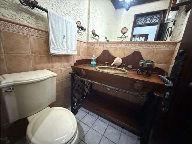 Casa de 4 alcobas en venta en Ciudad Jardin, Cali, 400 m² · foto 7 de 16