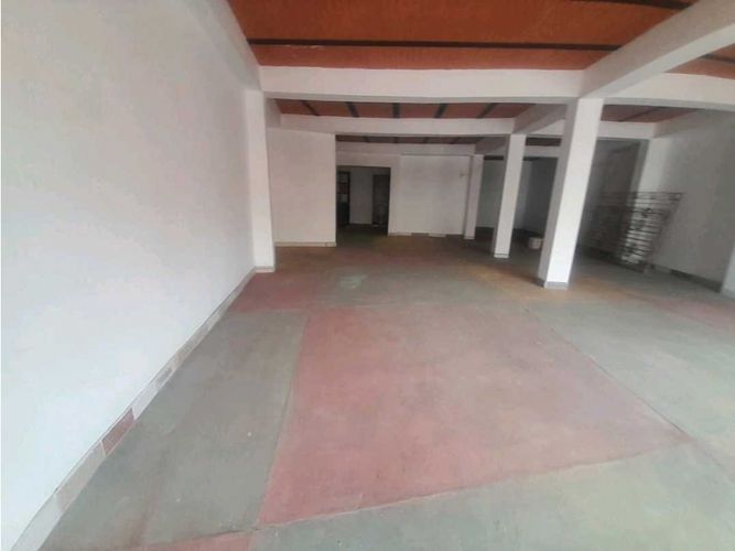 Local en arriendo en Manchester, Bello, 145 m² · foto 4 de 8