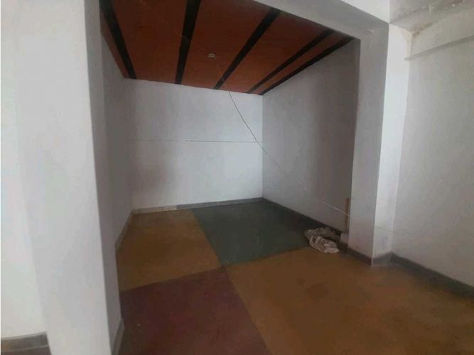 Local en arriendo en Manchester, Bello, 145 m² · foto 5 de 8