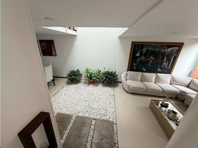 Casa de 3 alcobas en venta en Altos De Guadalupe, Cali, 153 m² · foto 6 de 20