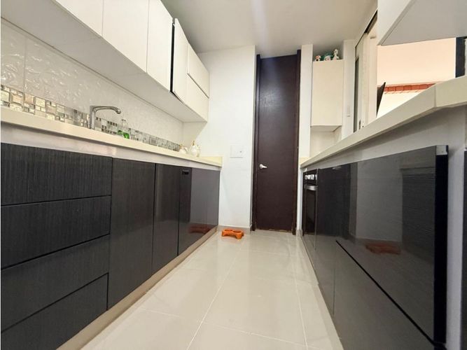 Casa de 3 alcobas en venta en Altos De Guadalupe, Cali, 153 m² · foto 7 de 20