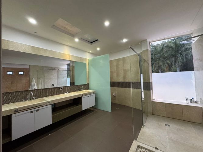 Casa de 6 alcobas en venta en Verde Horizonte, Cali, 662 m² · foto 6 de 24