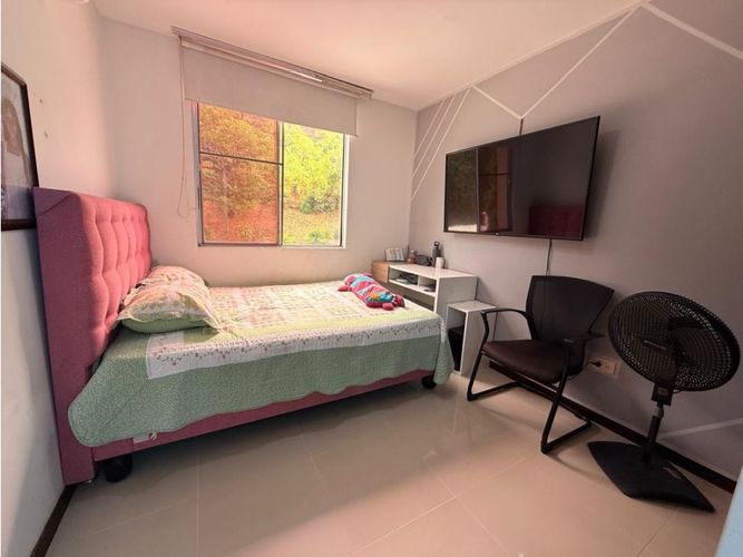 Casa de 3 alcobas en venta en Altos De Guadalupe, Cali, 153 m² · foto 14 de 20