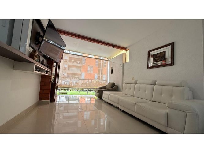 Casa de 3 alcobas en venta en Altos De Guadalupe, Cali, 153 m² · foto 17 de 20