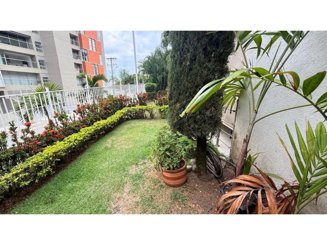 Casa de 3 alcobas en venta en Altos De Guadalupe, Cali, 153 m² · foto 18 de 20